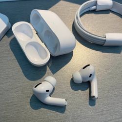 AirPods Gen 2