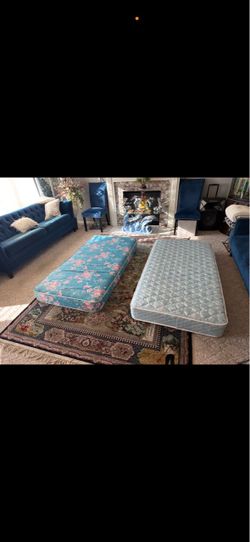 2 twin mattress