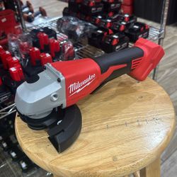 Milwaukee M18 18V Lithium-Ion Brushless Cordless 4-1/2 in./5 in. Grinder w/Paddle Switch (Tool-Only)