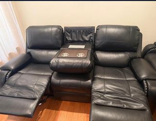Black Recliner Couches