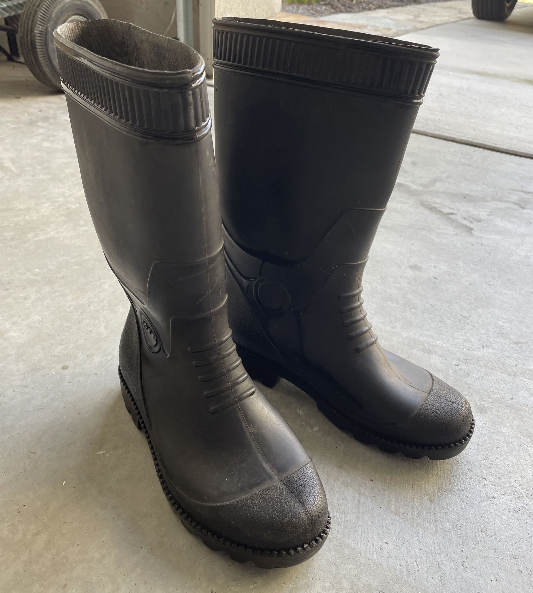 Rubber Rain Boots Women Size 8 - Perfect Condition 