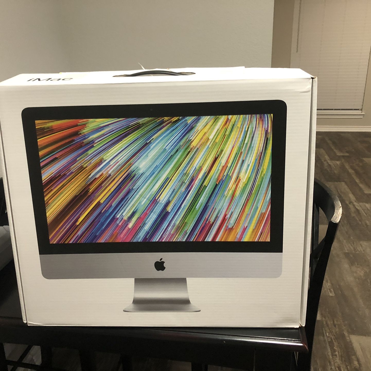 Apple iMac ( Retina 4K, 21.5 Inch 2019) for Sale in Lewisville, TX