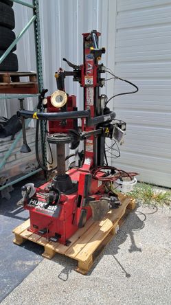 Hunter Tire Machine