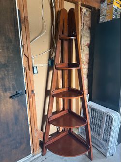 Wooden plant stand