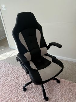 Office /gaming chair