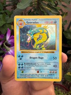 Pokemon Cards/Singles - Gyarados Base Set