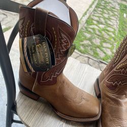 New, Never Worn Genuine Bison Leather. Dan Post Boots 