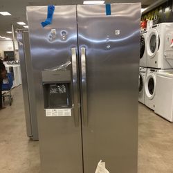 Frigidaire Fridge 