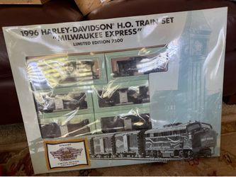 1996 Harley Davidson HO train set (new)