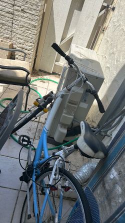 Free beach cruiser bicycle pickup only