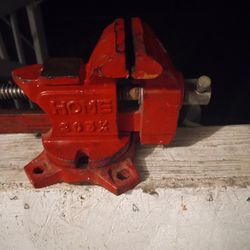 Heavy-Duty Home 205½ Bench Vise - Solid Cast Iron