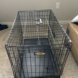 Like New Medium Size Dog 2 Door Crate 