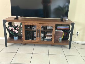 Tv console