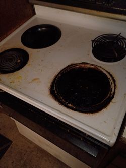 ISO free electric stove