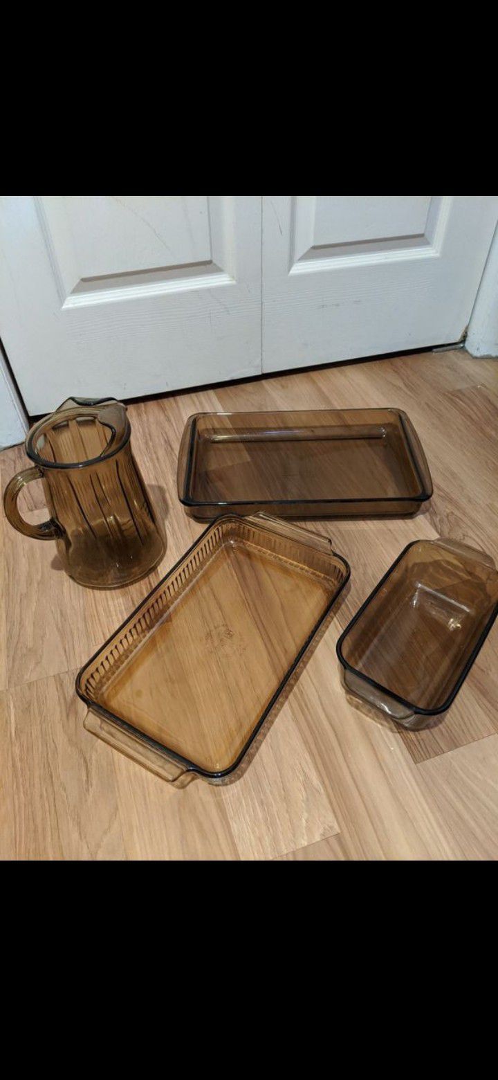 Brown Glass Glassware and Bakeware