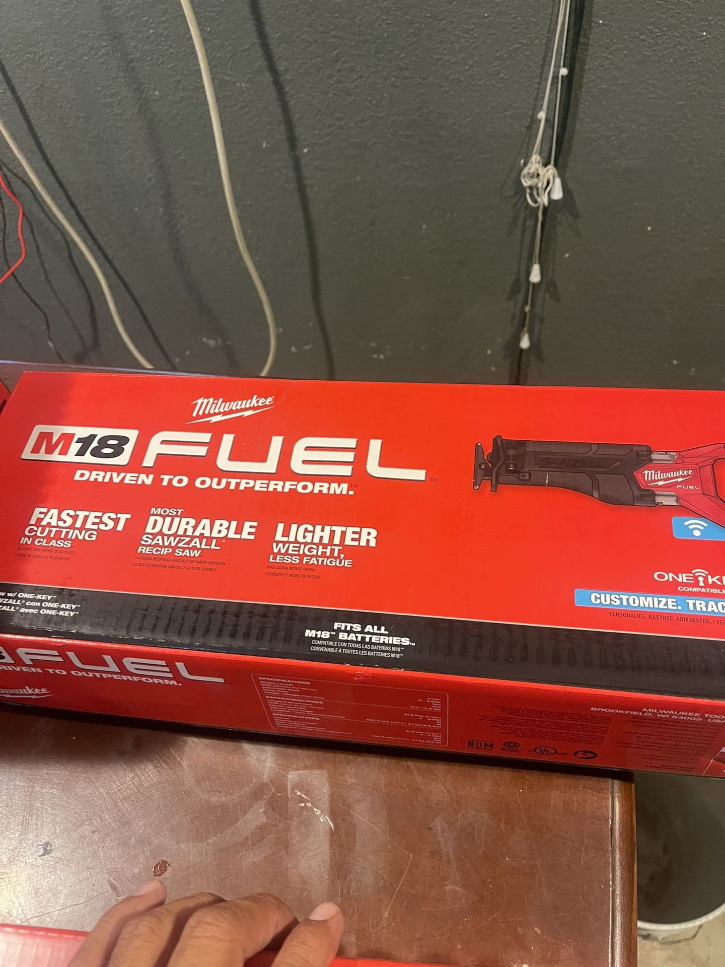 Milwaukee 2721-20 M18 FUEL SAWZALL Reciprocating Saw with ONE-KEY Technology