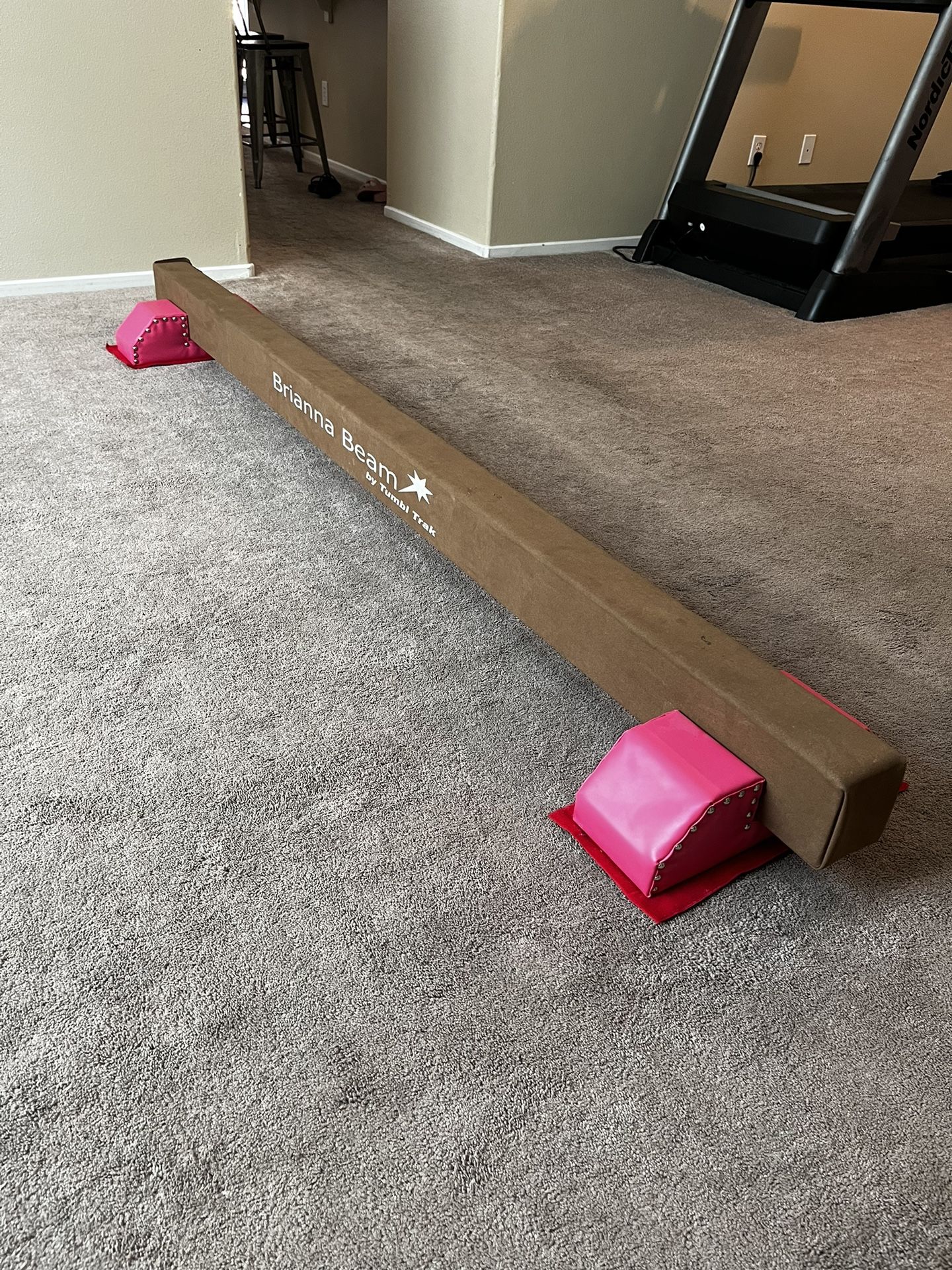 Balance Beam - Gymnastics