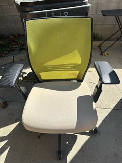 Moving sale desk and computer chair