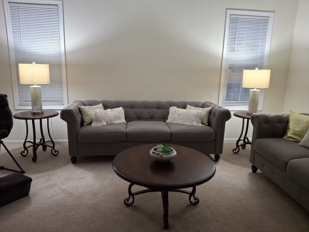 Table Set (Round Coffee Table And 2 Matching End Tables) 