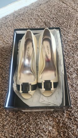 Guess Heels