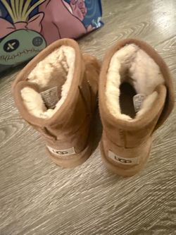 Ugg boots girl - size 1