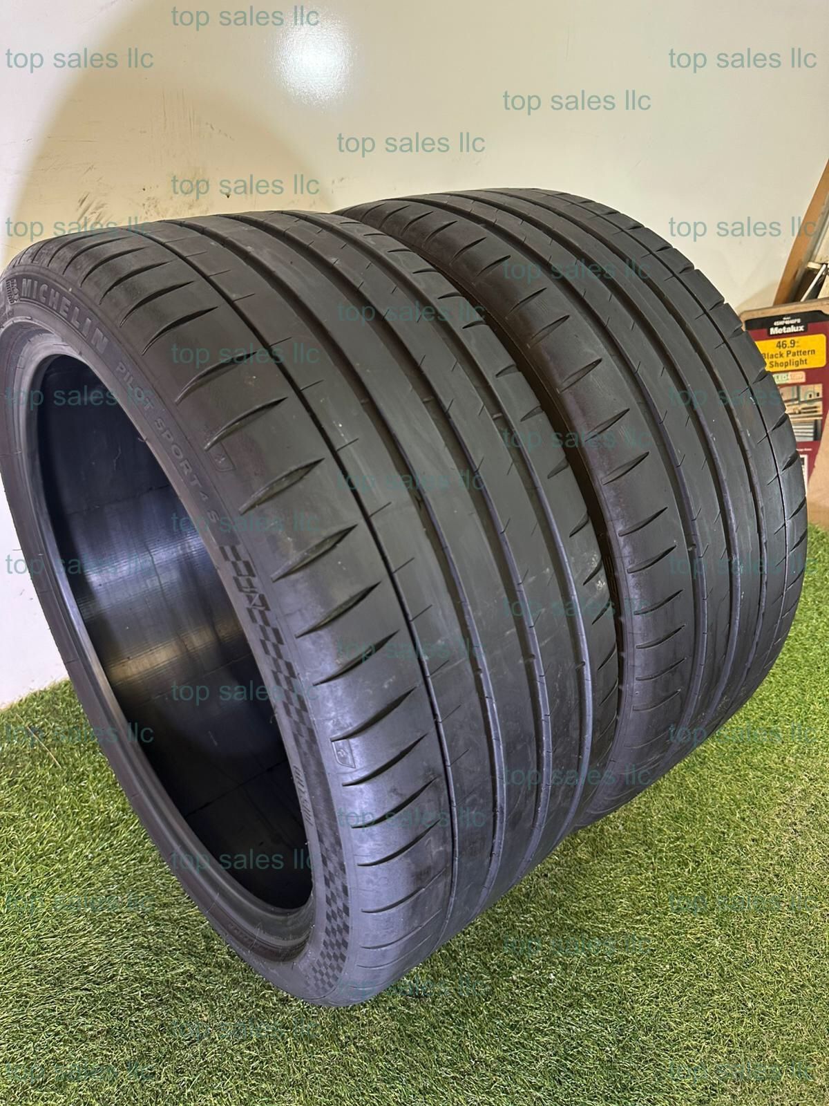U176 245 35 19 93Y Michelin Pilot Sport 4S 2 Used Tires 70% Life