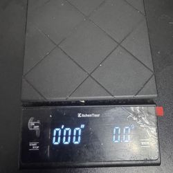 Electronic Food Scale : Kitchen Tour 