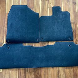2020 GMC Sierra Original Floor Mats -new