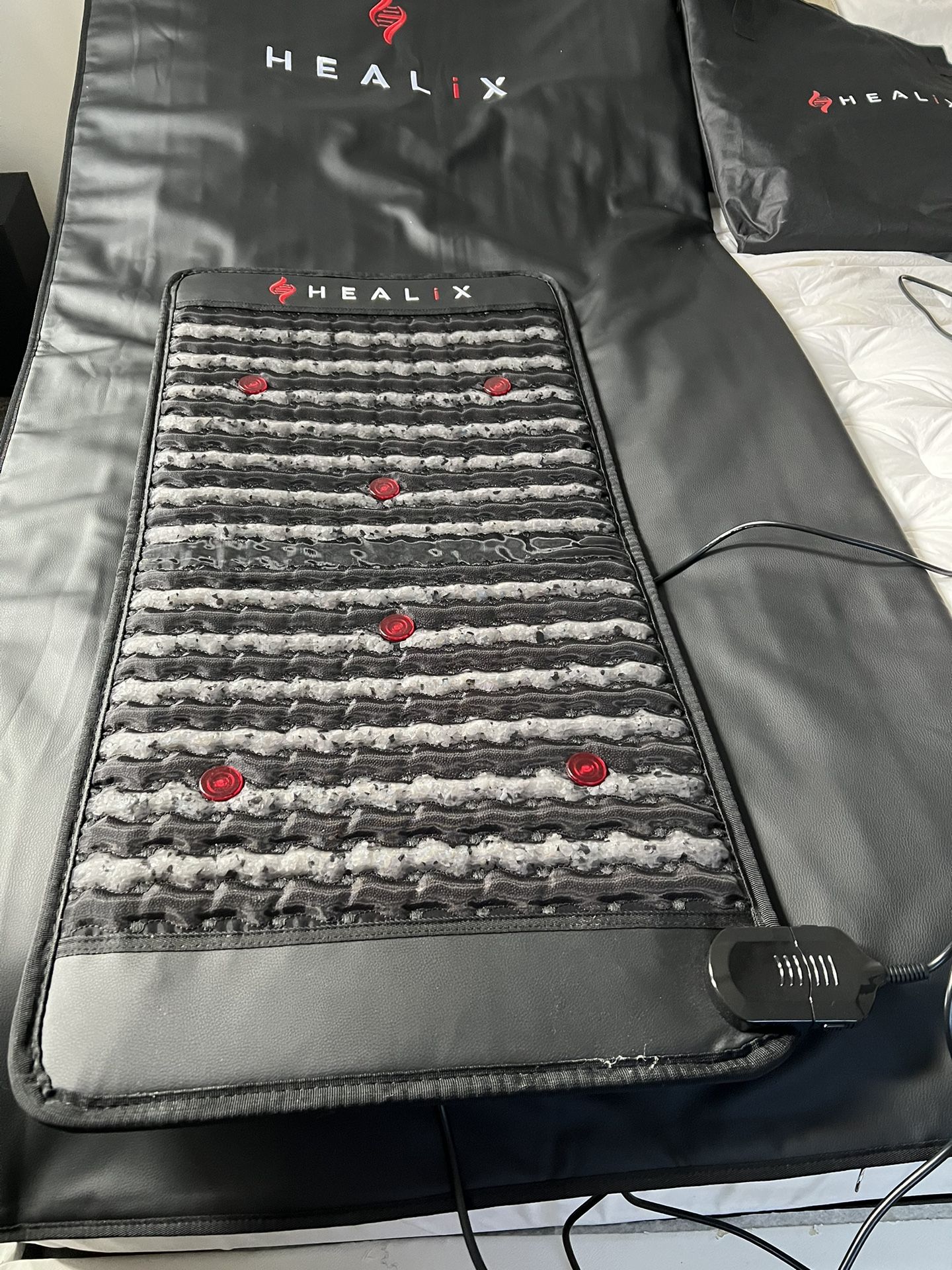 HEALiX Revive PEMF Mat with InfraRed