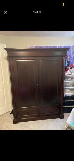 Big Dresser