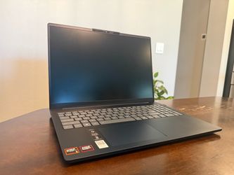 IdeaPad Slim 5 (16” AMD) - Cosmic Blue