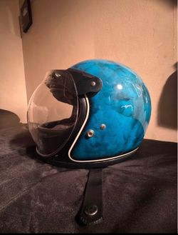 Motorcycle helmet