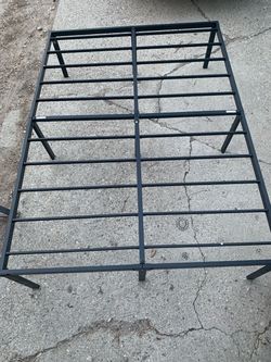 Full bed frame