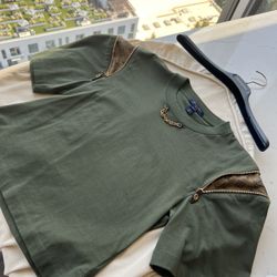 Louis Vuitton T-shirt With Zipper And Logo Details 