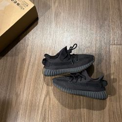 Yeezy 350: Cinder | 6.5W