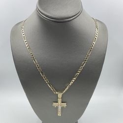 14KT YELLOW GOLD 26” FIGARO LINK CHAIN 5.00MM 20.5GR W/ 14KT YELLOW GOLD CRUCIFIX DRIP CHARM W/ CZS 6.5GR