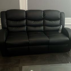 2 Piece Counch Set With 3 Tables For Sale