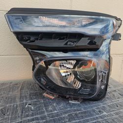 2021-2023 Chevrolet Traiblazer Headlight Left Driver Side