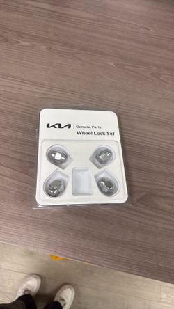 Official OEM Kia Genuine Parts Wheel Lock Set (Brand New Sealed)