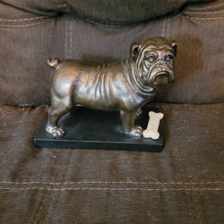 Bulldog Statue