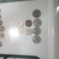 Old Penny's Quarters Nickles And Dimes 