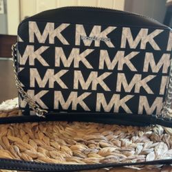 Michael Kors Crossbody 