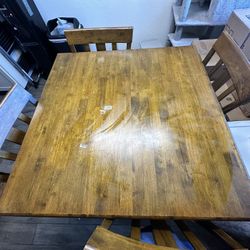 Dining Room Table 