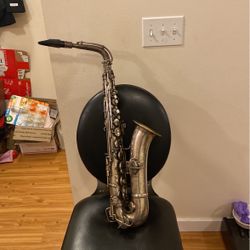 Saxophone Conn 