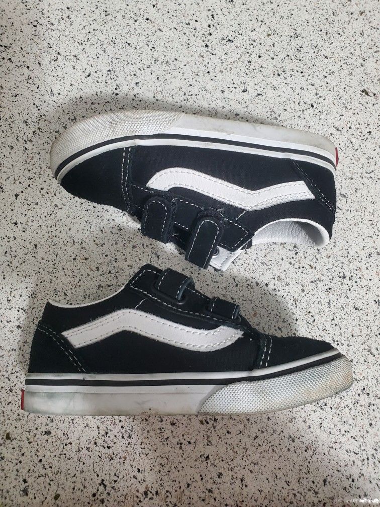 Black Van's Shoes 
