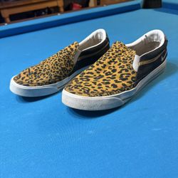 Nike Court Legacy Women’s Leopard Slip-Ons