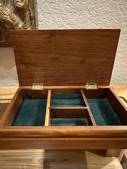 Wood Felt Line Box $10