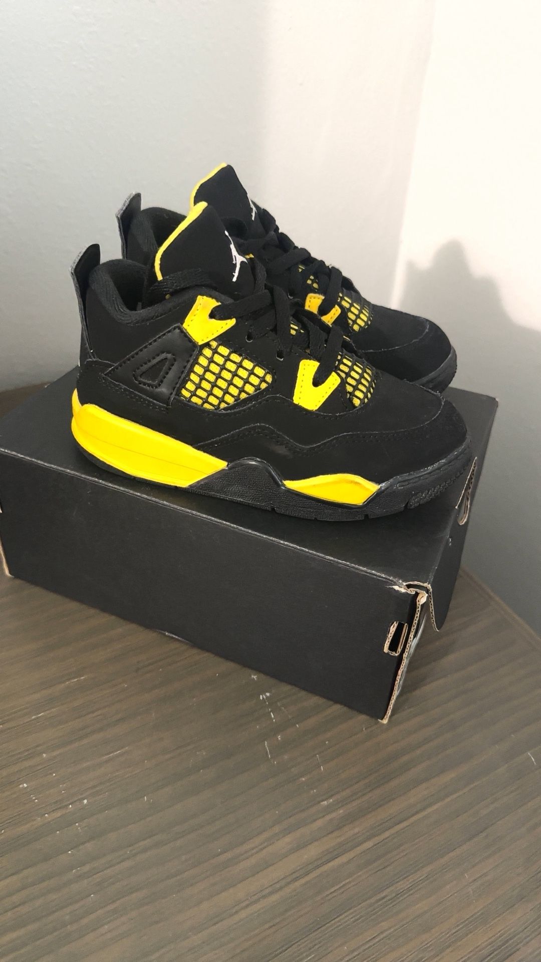Jordan Retro 4