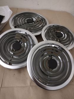 Stovetop burners and drip pans