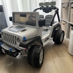 Fisher-Price Power Wheels Adventure Jeep Wrangler Ride-On